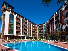 Chateau del Marina - 